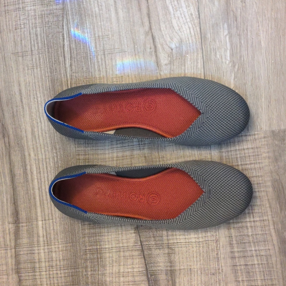 Rothys flats size 7